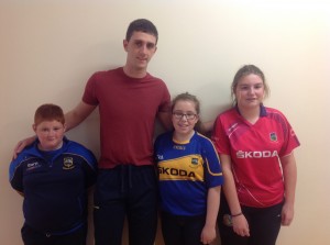 Senior Tipperary hurler and former student Barry Heffernan, on friday with three first year students  Nathan Sheehan Leah Collins Megan Steed